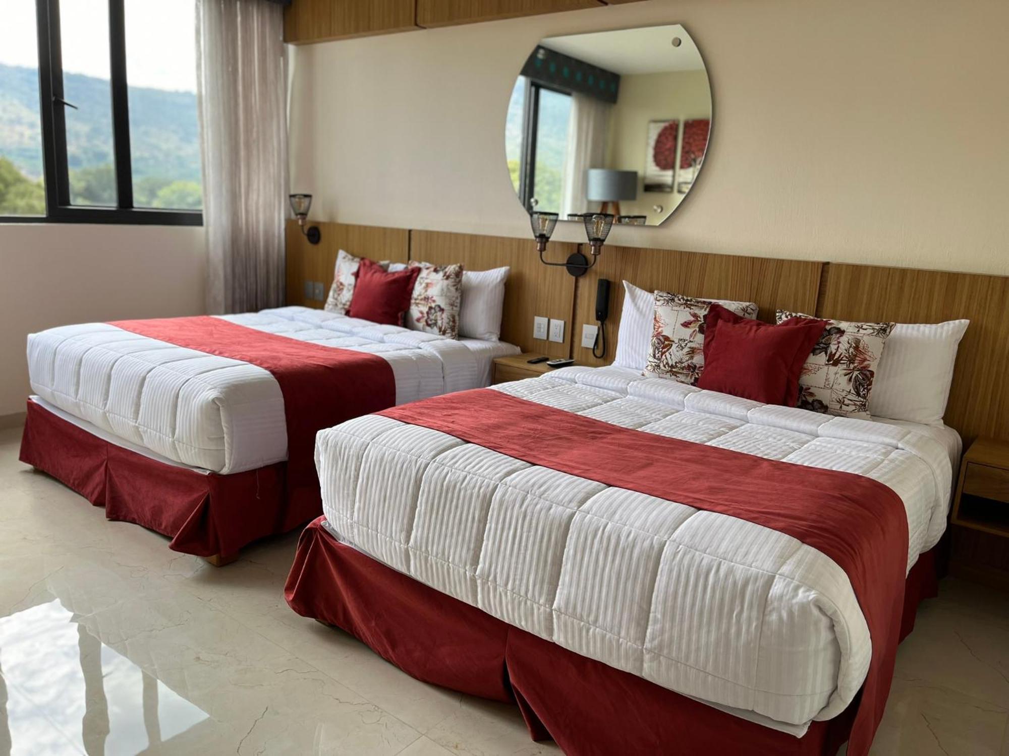 Hotel Cinco Diamantes Atotonilco El Alto Zewnętrze zdjęcie